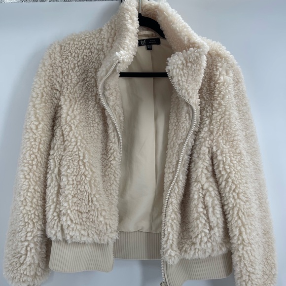 Zara trf collection beige white pullover Sherpa fuzzy comfy zip up size xs - Picture 9 of 9